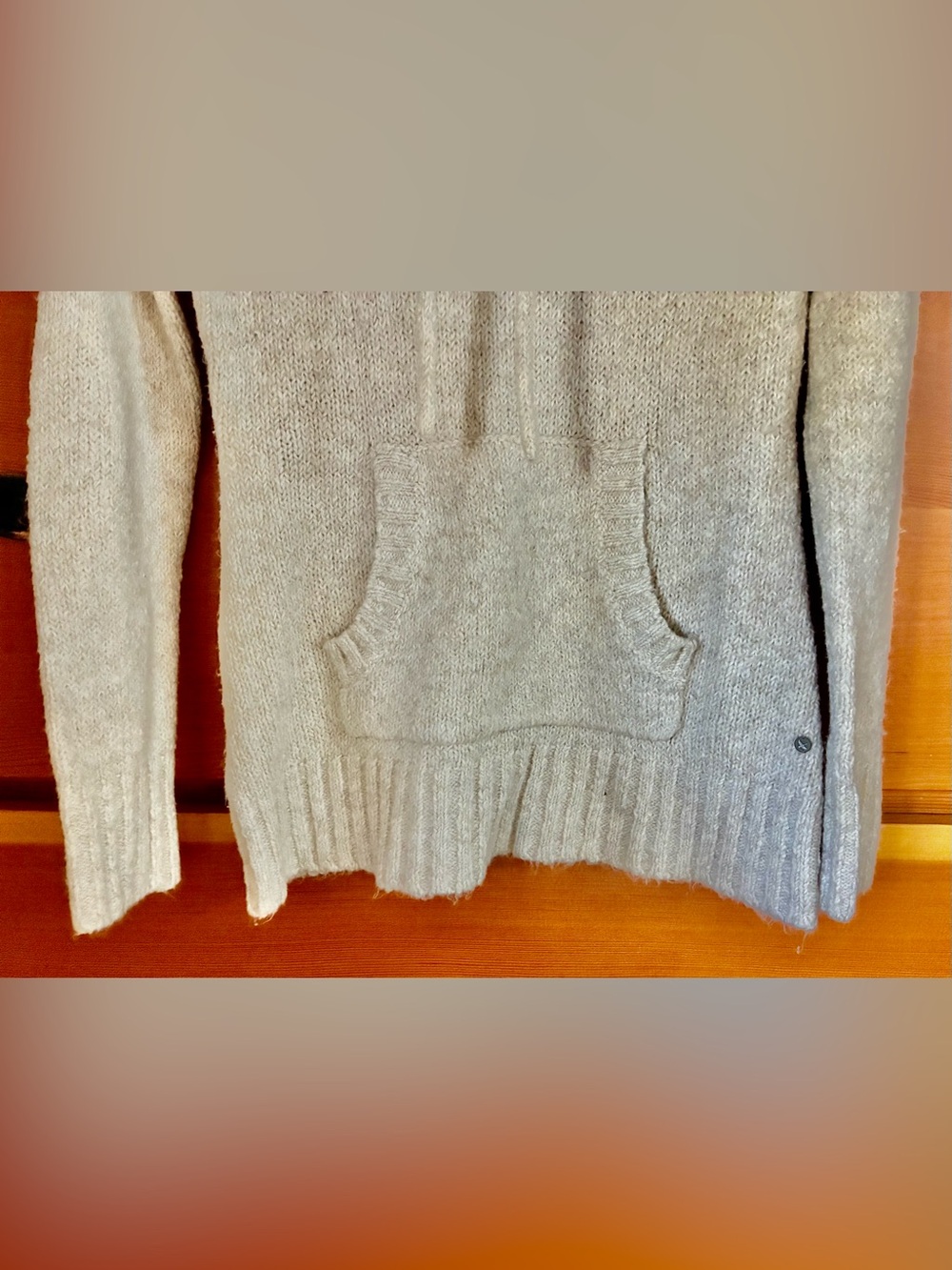 Eddie Bauer Women’s Lounge Sweater in Ivory - Picture 3 of 4